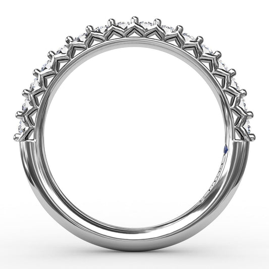 This beautiful diamond wedding band is designed to match engagement ring style S3183 (5552792928411)