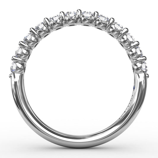 This beautiful diamond wedding band is designed to match engagement ring style S3216 (5552793452699)
